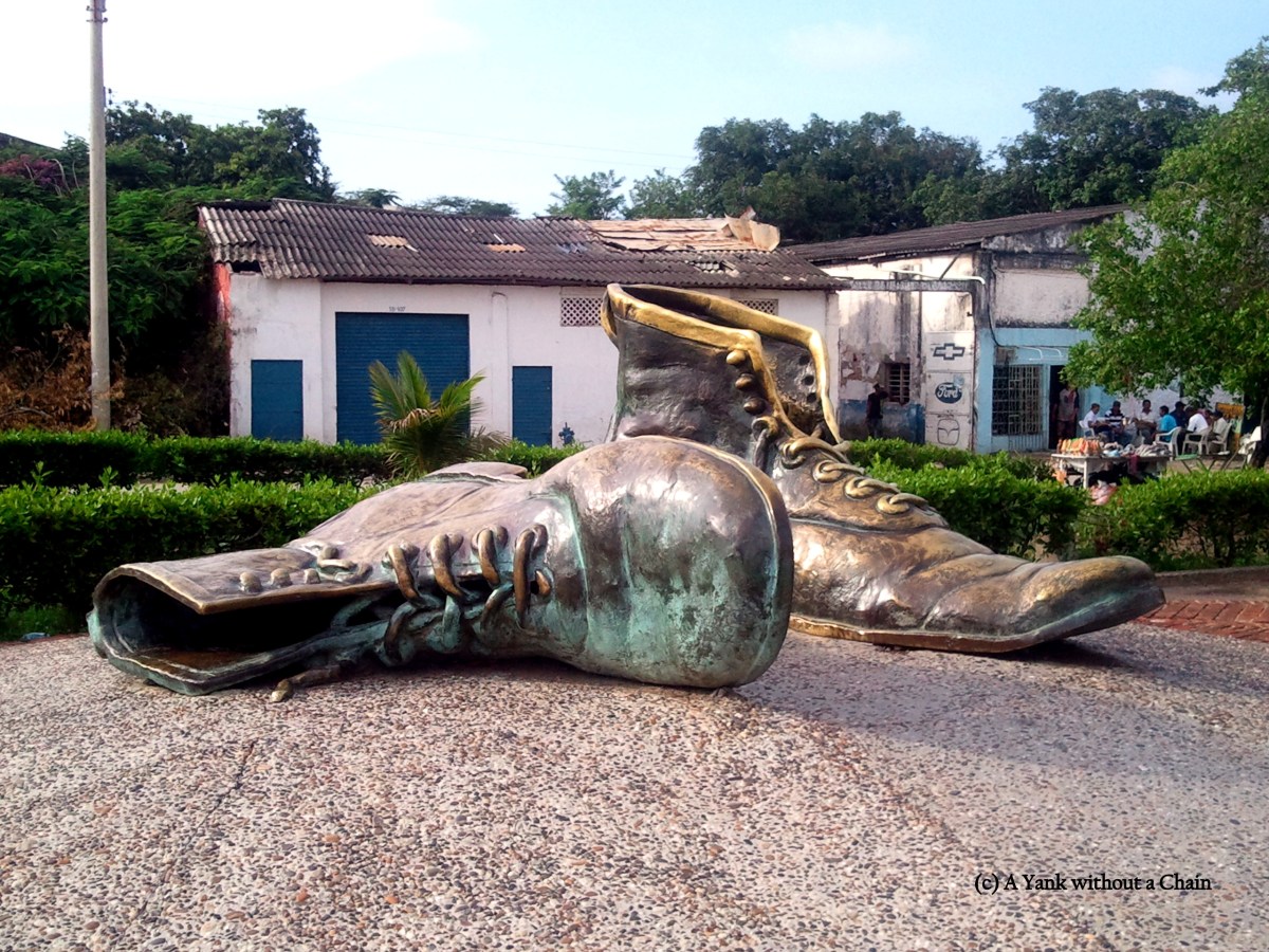Old Shoes monument in Cartagena