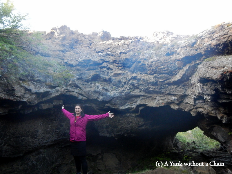 Standing inside a particularly large chamber at Dimmuborgir