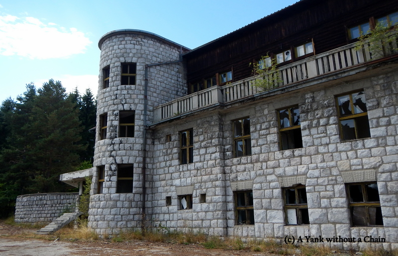 An abandoned hotel in National Park Tara