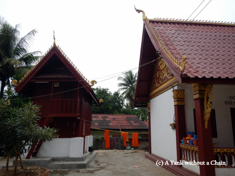 Robes drying at Vat Manorom