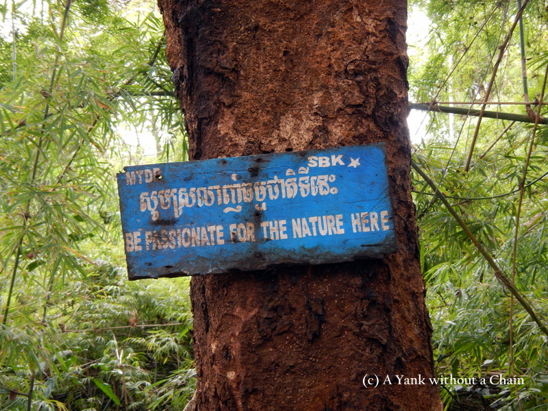 A sign on the walking trail at Yeak Laom lake